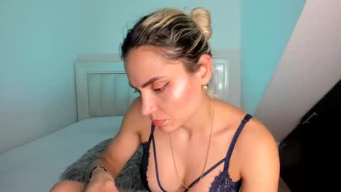 Snapshot of ashley_blair chatting on 12-31-24, 10:45 ashley_blair online show from 12-31-24, 10:45