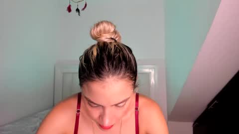 Snapshot of ashley_blair chatting on 01-29-25, 08:25 ashley_blair online show from 01-29-25, 08:25