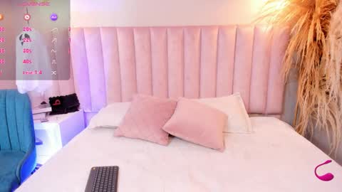 Ashley online show from 10-25-25, 08:14