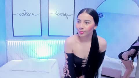 Snapshot of ashley_lee4u chatting on 05-15-26, 11:01 ASHLEY online show from 05-15-26, 11:01