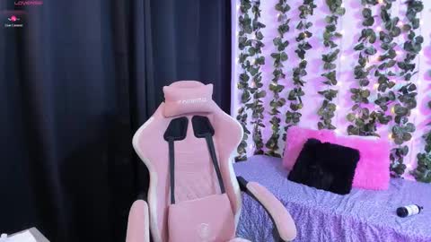 ashley online show from 10-05-25, 02:21