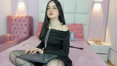 ashley_petit online show from 05-10-26, 01:05