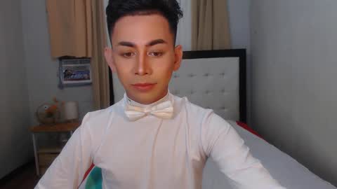 Snapshot of ashley_slutty chatting on 12-03-24, 04:39 ashley online show from 12-03-24, 04:39