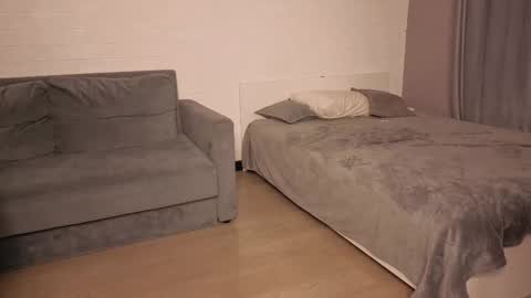 Ashley online show from 10-22-25, 03:18