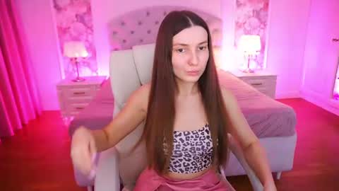 ashleybaee online show from 06-19-26, 12:20