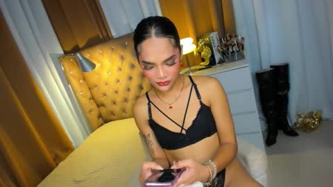 ashleyfuckinghash online show from 11-10-25, 04:00