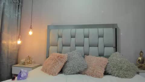 AshleyHill online show from 10-21-25, 03:18