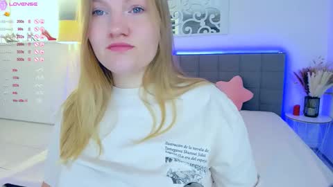 AshleyJonse online show from 09-14-25, 05:17