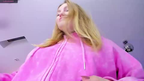 AshleyJonse online show from 12-02-25, 06:08