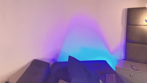 Snapshot of ashleymonroee__ chatting on 06-26-26, 03:27 ASHLEY MONROE online show from 06-26-26, 03:27