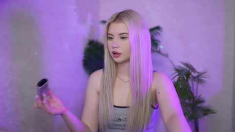 AshleyNiko online show from 10-03-25, 03:42