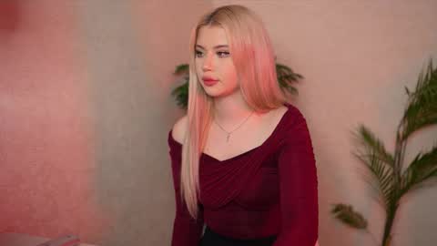 AshleyNiko online show from 10-06-25, 02:47