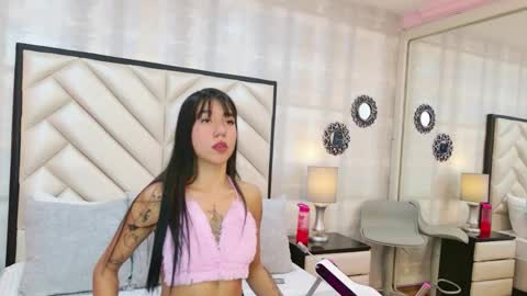 AshleyRoberh online show from 04-27-26, 07:23