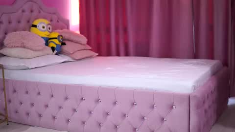 Ashley online show from 10-11-25, 03:21