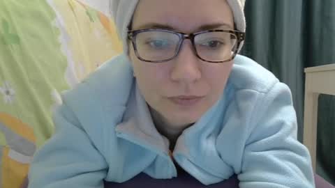 Ashley online show from 01-12-25, 05:24