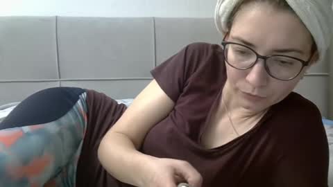 Ashley online show from 03-04-25, 07:41