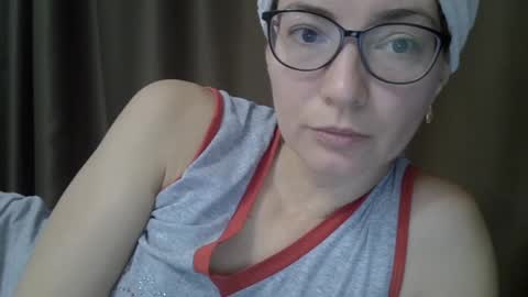 Ashley online show from 09-30-25, 06:29