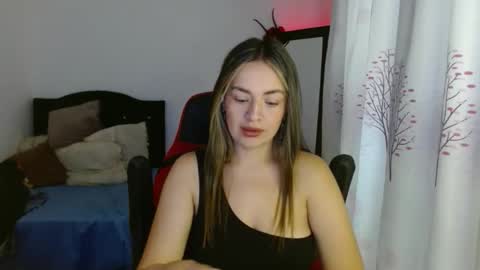 ASHLEY online show from 05-05-26, 02:58