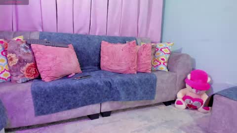 ASHLEY online show from 05-08-26, 12:49