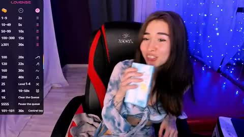 Snapshot of ashleytoxic chatting on 02-18-26, 01:18 Ashley online show from 02-18-26, 01:18