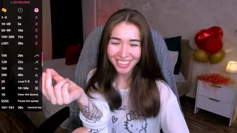 Snapshot of ashleytoxic chatting on 02-25-26, 01:32 Ashley online show from 02-25-26, 01:32