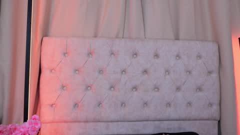 Ashley Lauren online show from 12-24-24, 07:06