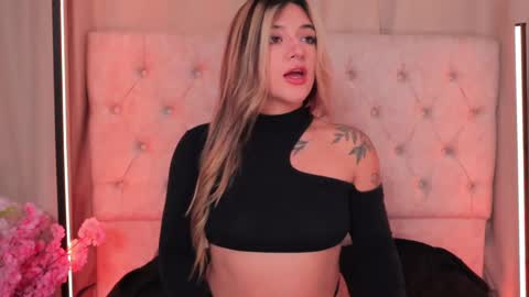 Ashley Lauren online show from 02-11-25, 04:11