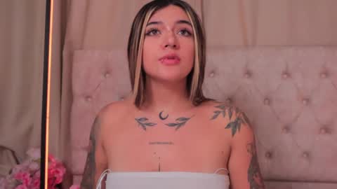 Ashley Lauren online show from 02-13-25, 07:13