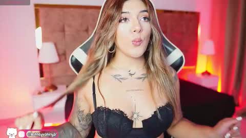 Ashley Lauren online show from 02-24-26, 03:59