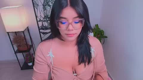 Ashleyy18   online show from 06-24-26, 08:08