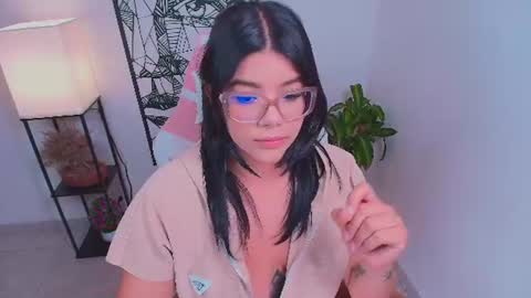 Ashleyy18   online show from 06-26-26, 06:12