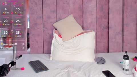 Snapshot of ashlie_robertss chatting on 12-03-24, 05:55 Ashlie online show from 12-03-24, 05:55