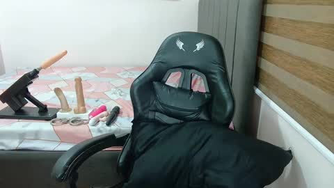 ashly online show from 02-08-25, 12:06