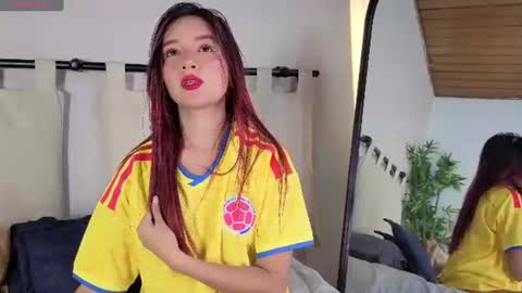 ashly_jones_ online show from 07-04-26, 04:18