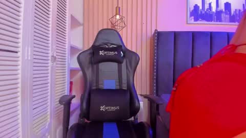 ashlye_miller_ online show from 12-18-24, 07:04