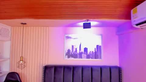 ashlye_miller_ online show from 12-20-24, 10:38
