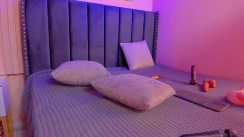 ashlye_miller_ online show from 01-14-25, 07:06