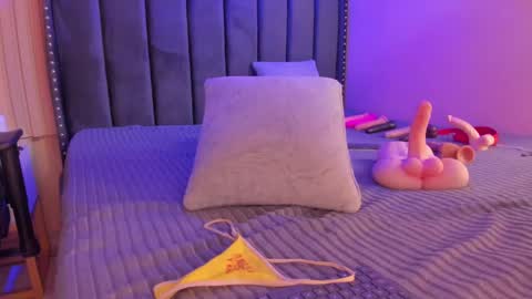 ashlye_miller_ online show from 02-11-25, 07:02