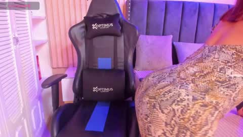 ashlye_miller_ online show from 03-01-25, 04:15