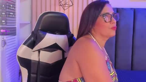 ashlye_miller_ online show from 04-30-26, 07:42