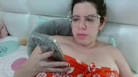 AshlyMoon online show from 01-11-25, 02:09