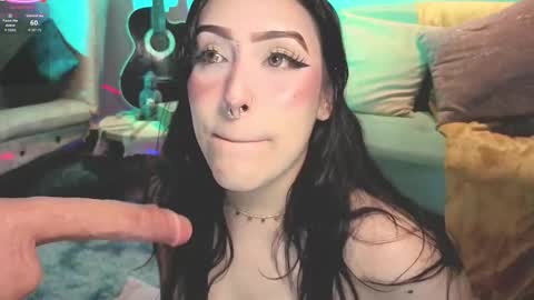 Snapshot of ashlynnlowe_ chatting on 10-02-25, 08:05 Ash online show from 10-02-25, 08:05