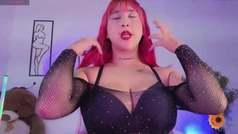 Ashly  online show from 10-11-25, 08:51