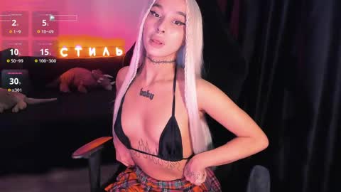 Mila online show from 05-08-26, 05:24