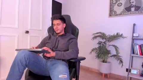 my name real is camilo online show from 10-21-25, 03:18