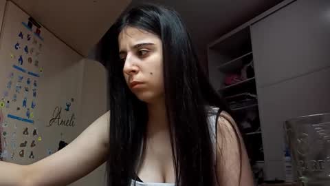 Lina online show from 02-09-26, 12:47