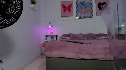 MyaFontaine online show from 06-11-26, 03:48