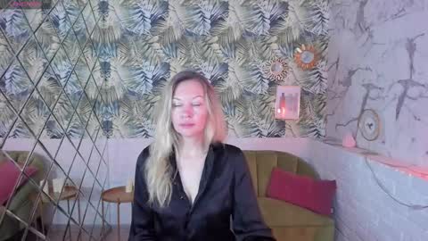Asia online show from 03-11-25, 05:16