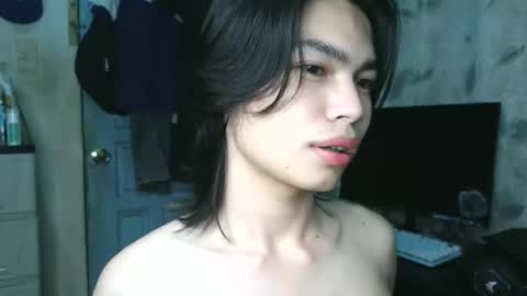 asian_babyboi online show from 10-02-25, 12:56