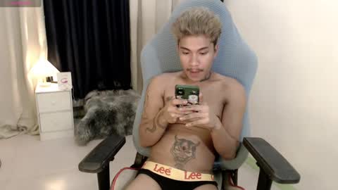 Snapshot of asian_cumsawyer chatting on 12-20-24, 01:14 bigload CUM take me private show or passwordshow online show from 12-20-24, 01:14